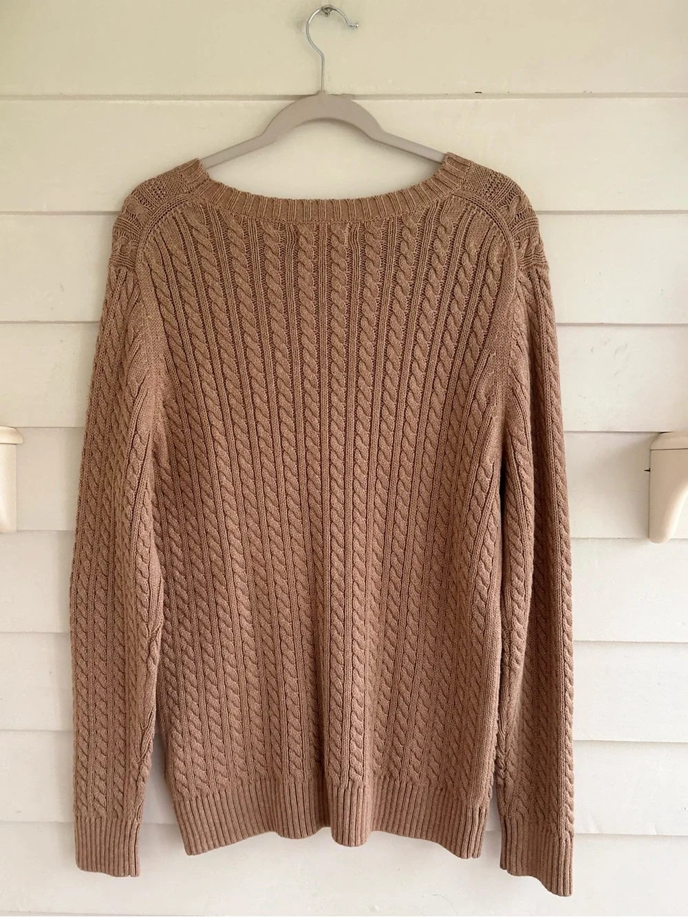 Cable Knit Crewneck Cotton Sweater in Camel Men’s Size Large